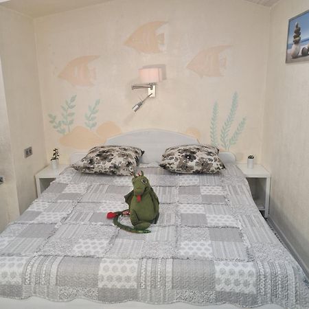 Inkaras Aparthotel Паланга Номер фото